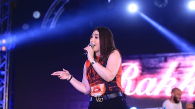 بوسي تشعل الساحل الشمالي بـ”3حفلات”.. ومحمد رمضان أبرز الحضور (صور)