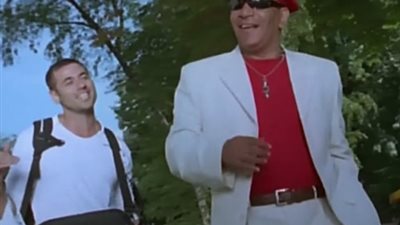 ذكرى وفاته الأولى.. شاهد أشهر “إفيهات” الراحل محمد شرف ما بين الدراما والكوميديا (فيديو)