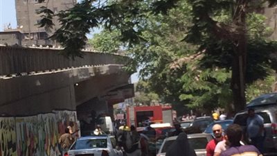 عاجل.. حريق في إحدى شقق منطقة أرض اللواء يسبب أزمة مرورية  (صور)