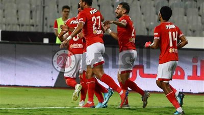 شاهد.. الأهلي يزيد جراح الزمالك ويفوز بالقمة 118 (فيديو)