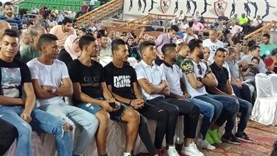 نجم الأهلي يظهر في المؤتمر الصحفي لصفقات الزمالك