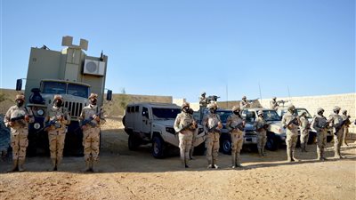 حرس الحدود: ضبط 18 قنبلة و20 دانة وتدمير نفقين بسيناء خلال شهر