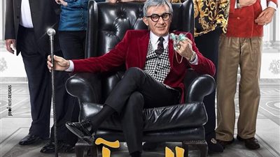 أحمد حلمي ينشر بوسترات فيلم “خيال مآته”: “ركبي بتخبط لما العيد بيقرب” (صور)