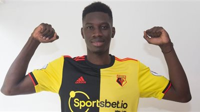 رسميًا.. واتفورد يضم السنغالي سار “أغلي لاعب في تاريخ النادي”