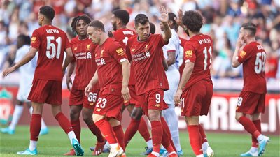 بالنيران الصديقة..ليفربول يسجل الهدف الأول في مرمى نوريتش سيتي (فيديو)