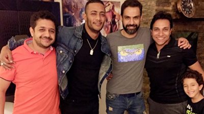 محمد رمضان يكشف عمل غنائي يجمعه بأمير طعيمة وياسر سامي (صور)