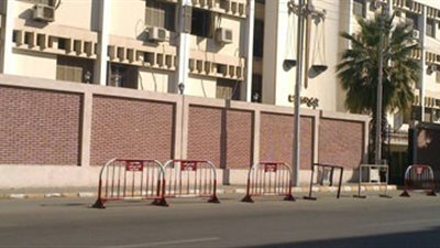 نيابة قنا تستكمل التحقيق مع 3 طلاب بتهمة حرق مدرستهم لرسوبهم في الامتحانات