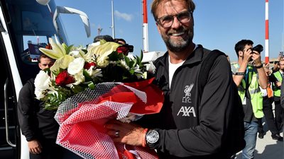 استقبال حار لـ ليفربول في إسطنبول لمواجهة تشيلسي بالسوبر الأوروبي  (فيديو وصور)