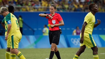 من هي “ستيفاني فيرابارت” حكم كأس السوبر الأوروبي بين ليفربول وتشيلسي؟