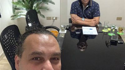 انتخابات الزمالك.. أحمد سليمان ينشر صور مع لؤي دعبس بعد الهجوم على مرتضى منصور (صور)