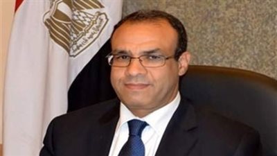 سفير مصر في ألمانيا: إنشاء مصانع إنتاج ومراكز تدريب لـ”بورش” و”مرسيدس” لتخريج كفاءات فنية