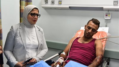 “الصحة” تخالف تعليمات السيسي بفرض رسوم على مرضى قوائم الانتظار.. وتتراجع بعد الهجوم (مستندات)