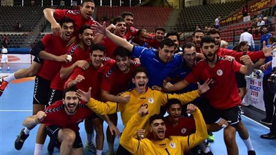 أول ظهور بعد الفوز بكأس العالم.. ناشئو مصر لليد ضيوف برنامج “معكم منى الشاذلي” (فيديو)