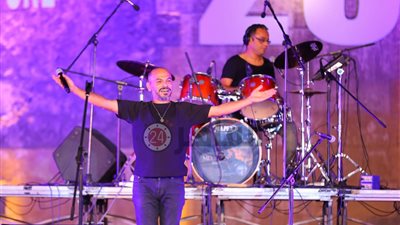 “مسار إجباري” يتألق في مهرجان القلعة وسط حضور جماهيري كبير (صور)