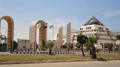 &#8220;الاتصالات&#8221; تطرح مشروعًا لتحويل منطقة برج العرب التكنولوجية إلى نموذجًا للمدن الذكية