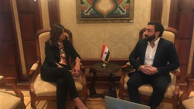 تفاصيل لقاء وزيرة الهجرة برئيس اتحاد الدارسين المصريين في أمريكا الشمالية (صور)