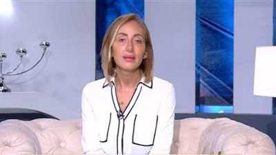 ريهام سعيد تستعين بمريض سمنة يناشد السيسي لعودتها: “شايفين بيعرق إزاي وهو بيتكلم” (فيديو)