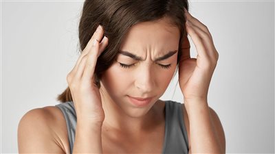  تنتقل عن طريق إفرازات الجهاز التنفسي.. تعرف على أعراض الحمى الشوكية