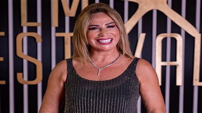 إيناس الدغيدي تهاجم فيلم ريش بعد انسحابها من عرضه في الجونة