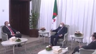 في لقاء لتوديعه.. السفير المصري يدعو الرئيس الجزائري لزيارة القاهرة| فيديو 