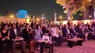 وزيرة الثقافة تكرم الفريق مميش واسم صاحب فكرة الشفرة النوبية بدار الأوبرا |صور