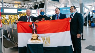 الجالية المصرية بنيويورك تحتفل بـ بيج رامي قبل سفره إلى مصر │ صور