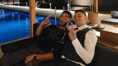 صلح محمد رمضان وأحمد الفيشاوي بمهرجان الجونة السينمائي بحضور خالد النبوي | صور