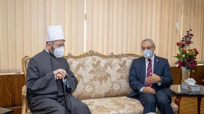 رئيس جامعة طنطا يستقبل أسامة الأزهري: أحد العلماء البارزين على مستوى الوطن العربي