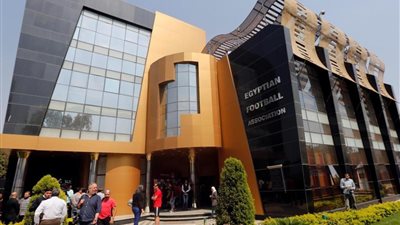 اتحاد كرة القدم يسدد 117 مليون جنيه لمصلحة الضرائب | خاص