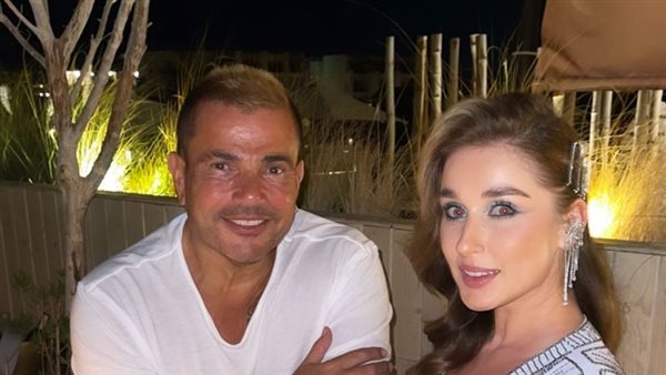 عمرو دياب والراقصة