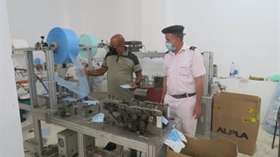 ضبط 5 مصانع إنتاج وتعبئة مستلزمات طبية دون ترخيص بالقليوبية