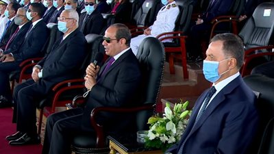 السيسي يوجه بعزف سلام الشهيد خلال حفل تخريج دفعة جديدة من كلية الشرطة