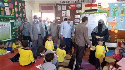 وكيل تعليم البحر الأحمر يشدد على تطبيق الإجراءات الاحترازية بالمدارس| صور