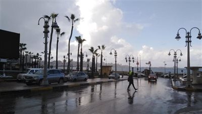 الأرصاد الجوية: انخفاض درجات الحرارة ليلًا وسقوط أمطار على السواحل الشمالية 