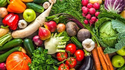 الثوم بـ35 جنيها.. أسعار الخضروات والفاكهة اليوم الأربعاء 12 يوليو 2023 