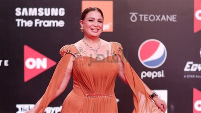 إلهام شاهين عن فيلم ريش: فوق مستوى إدراكي وكان فيه مبالغة في 