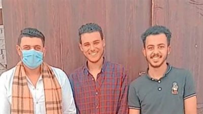 10 % من الربح لغير القادرين.. قصة مشروع إنساني لـ 3 طلاب في تجارة دمنهور