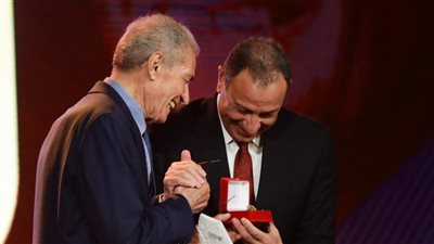 حسن مصطفى: تعلمت من الأهلي المبادئ وأشكر الخطيب ومجلس الإدارة على التكريم ‏