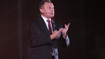 اخر تطورات حالة محمود الخطيب الصحية عقب نقله إلى المستشفى