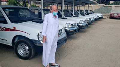 40 سيارة ربع نقل لتدعيم شركة كهرباء القناة يتسلمها رئيس الشركة بالجلابية