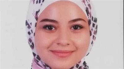 لسه بنفرغ الكاميرات.. والد طالبة تجارة القاهرة المتغيبة: نفسي حد يتحرك عشان ألاقيها