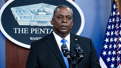 وزير الدفاع الأمريكي يطالب دول أوروبا بالوقوف مع واشنطن لمواجهة الصين