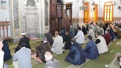 حقوق الوالدين والمسنين والضعفاء موضوعًا لخطبة الجمعة اليوم