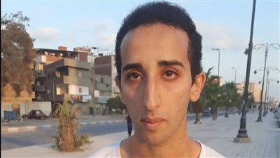 «أحرف لاعب في مصر»..شاب يبُدع بمهارات خيالية في لعبة فري ستايل بالبحيرة | فيديو