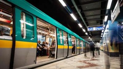 تصل لـ 400 جنيه.. تعرف على غرامات الأفعال المحظورة داخل قطارات ومحطات المترو