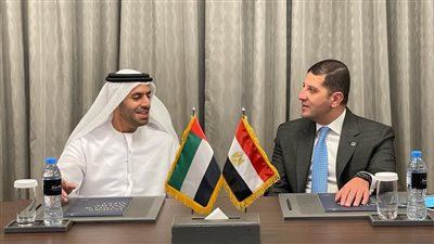 رئيس المناطق الحرة يستعرض فرص الاستثمار في مصر أمام مسئولي الإمارات وقبرص