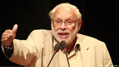 نقل جورج إسحاق عضو القومي لحقوق الإنسان للعناية المركزة 