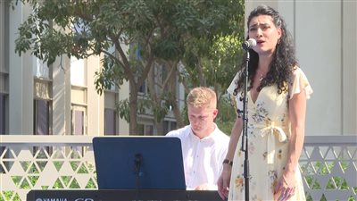 في اليوم الفخري للاتحاد الأوروبي.. فنانو الأوبرا الهولندية يجوبون إكسبو بعروضهم