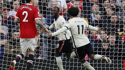 بعد هاتريك يونايتد.. صلاح يسقط رونالدو بالقاضية على مسرح الأحلام