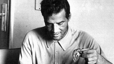 قصائد عربية| أنكون يا ترى أم لا نكون أسئلة نجيب سرور الحائرة